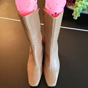Chic Tan Leather Heeled Boots for Women